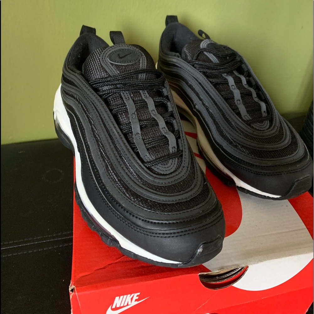 WOMENS AIRMAX 97